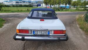 Imagen 12/23 de Mercedes-Benz 560 SL (1987)