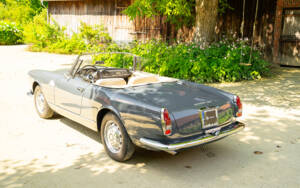 Image 18/77 of Alfa Romeo 2600 Spider (1963)