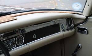 Imagen 36/45 de Mercedes-Benz 280 SL (1968)