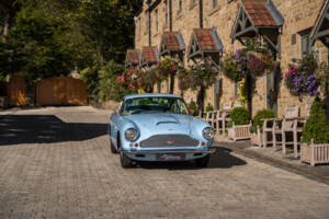 Image 17/56 de Aston Martin DB 4 (1958)