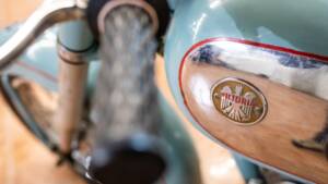 Image 4/12 de Victoria KR 26 N (1954)