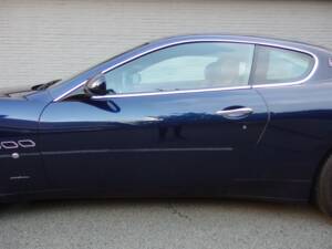 Image 31/99 of Maserati GranTurismo 4.2 (2008)