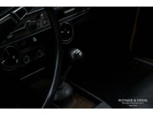 Image 40/50 of Volvo 1800 ES (1972)