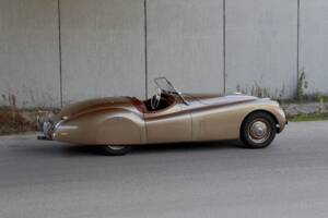 Image 12/12 of Jaguar XK 120 OTS (1952)