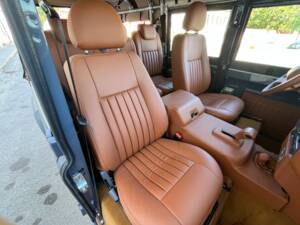 Bild 41/100 von Land Rover Defender 110 (2014)