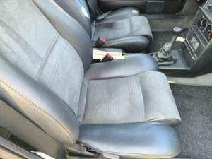 Immagine 22/39 di Alfa Romeo 33 1.7 16v QV (1991)