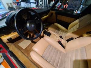 Immagine 11/17 di Alfa Romeo 2.0 Spider (1992)