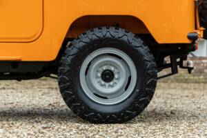 Image 15/50 of Toyota Land Cruiser FJ 40 (1980)