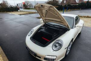 Afbeelding 52/53 van Porsche 911 Carrera S (2010)