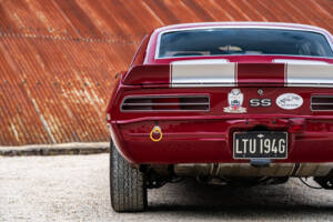 Image 20/37 of Chevrolet Camaro (1969)