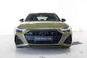 Image 2/40 of Audi RS6 Avant (2019)
