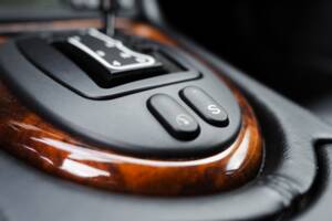 Image 29/42 of Jaguar XK8 4.0 (1999)