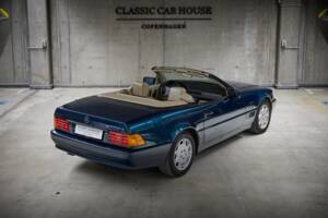 Image 7/100 de Mercedes-Benz SL 280 (1995)