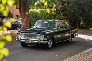 Image 17/44 of Ford Zodiac MkIII (1964)