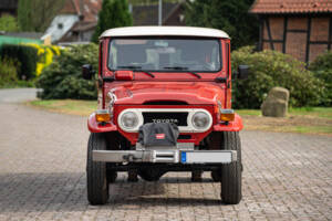 Image 11/44 de Toyota Land Cruiser FJ 40 (1979)
