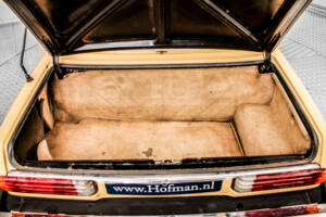 Bild 21/34 von Mercedes-Benz 380 SL (1982)
