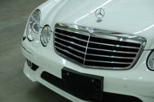 Bild 14/50 von Mercedes-Benz E 500 (2007)
