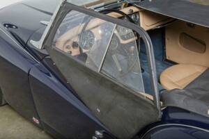 Image 14/20 of Triumph TR 3A (1958)