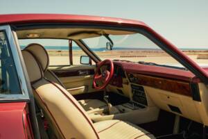 Bild 5/14 von Aston Martin V8 Vantage X-Pack (1987)