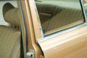 Image 34/50 de Mercedes-Benz 350 SE (1973)