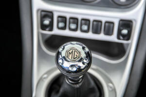 Image 37/50 of MG TF 135 (2006)