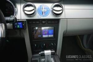 Image 43/63 of Ford Mustang GT (2005)