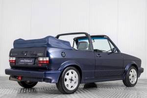Afbeelding 2/50 van Volkswagen Golf I Cabrio 1.8 (1992)