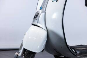 Image 16/50 of Piaggio Vespa 50 Special (1972)