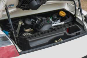 Immagine 29/50 di Porsche 911 GT3 RS (2004)