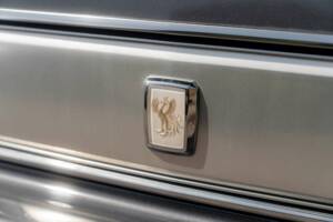 Bild 39/50 von Toyota Century (2003)