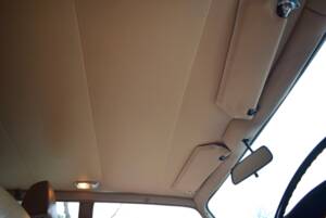 Image 40/50 of Rolls-Royce Silver Shadow II (1979)