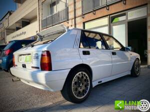 Imagen 9/10 de Lancia Delta HF Integrale (1990)