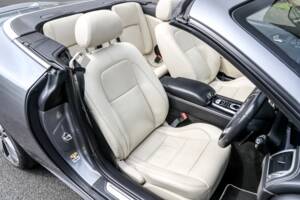 Image 26/41 of Jaguar XK (2013)