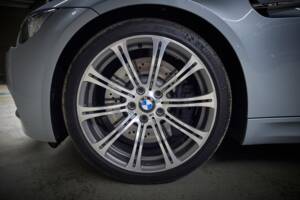 Image 34/100 of BMW M3 (2006)