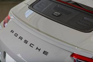 Image 11/25 de Porsche 911 GT3 Touring (2018)