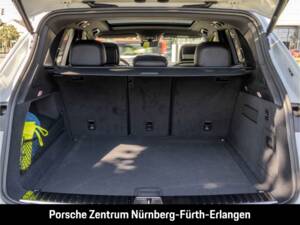Bild 29/50 von Porsche Cayenne GTS (2026)