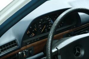 Bild 38/50 von Mercedes-Benz 280 S (1981)