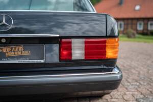 Image 15/91 of Mercedes-Benz 560 SEL (1990)