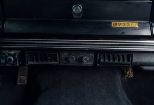 Image 21/26 of Jeep Cherokee Laredo (1980)