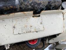 Image 25/32 of Mercedes-Benz 200 D Universal (1966)