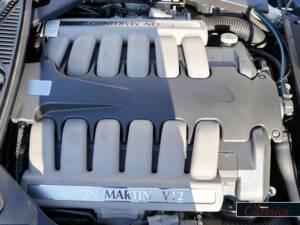 Bild 5/16 von Aston Martin DB 7 Vantage Volante (1999)