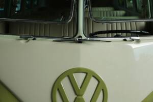 Image 37/47 of Volkswagen T1 minibus (1961)