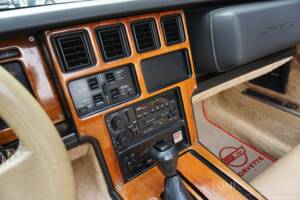 Afbeelding 32/45 van Chevrolet Corvette Convertible (1988)