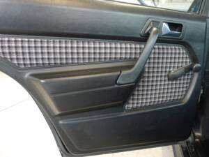 Image 41/49 of Mercedes-Benz 190 E 2.3-16 (1984)