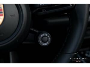 Image 26/42 of Porsche 911 Carrera (2020)