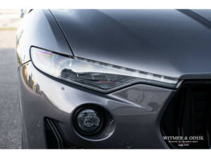 Bild 18/35 von Maserati Levante Trofeo (2020)