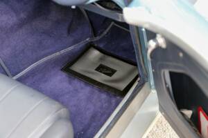 Immagine 30/42 di Austin-Healey 3000 Mk II (BN7) (1961)