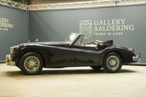 Image 15/50 of Jaguar XK 140 DHC (1955)