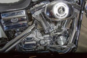 Image 22/31 of Harley-Davidson DUMMY (2005)