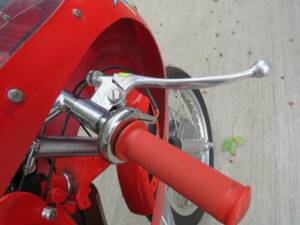 Bild 17/47 von MV Agusta 125 GTL Race (1966)